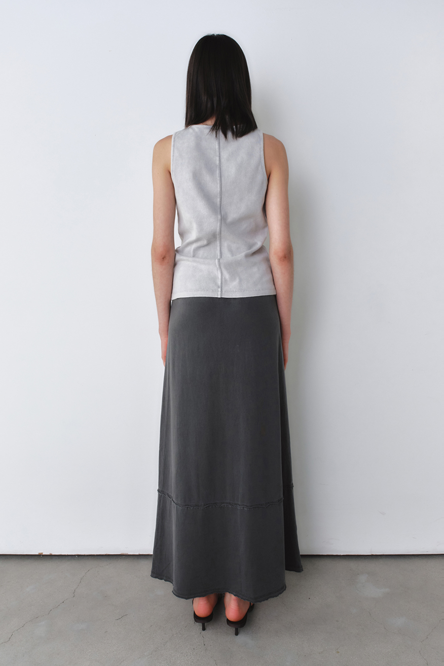 MUSINSA公式 | INSILENCE WOMEN NECKLACE DETACHABLE SLEEVELESS