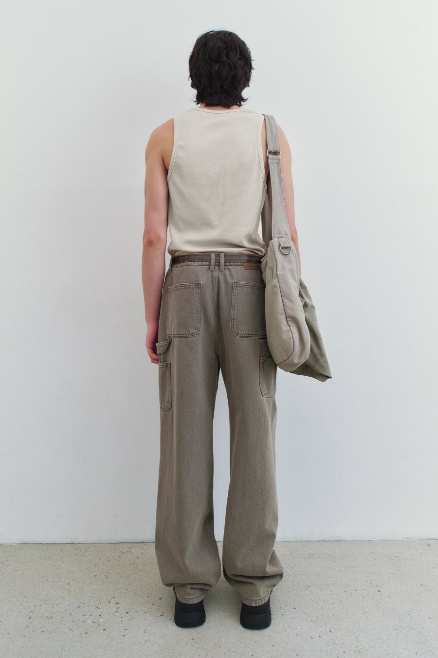 MUSINSA公式 | INSILENCE DAMAGED TANK TOP BEIGE