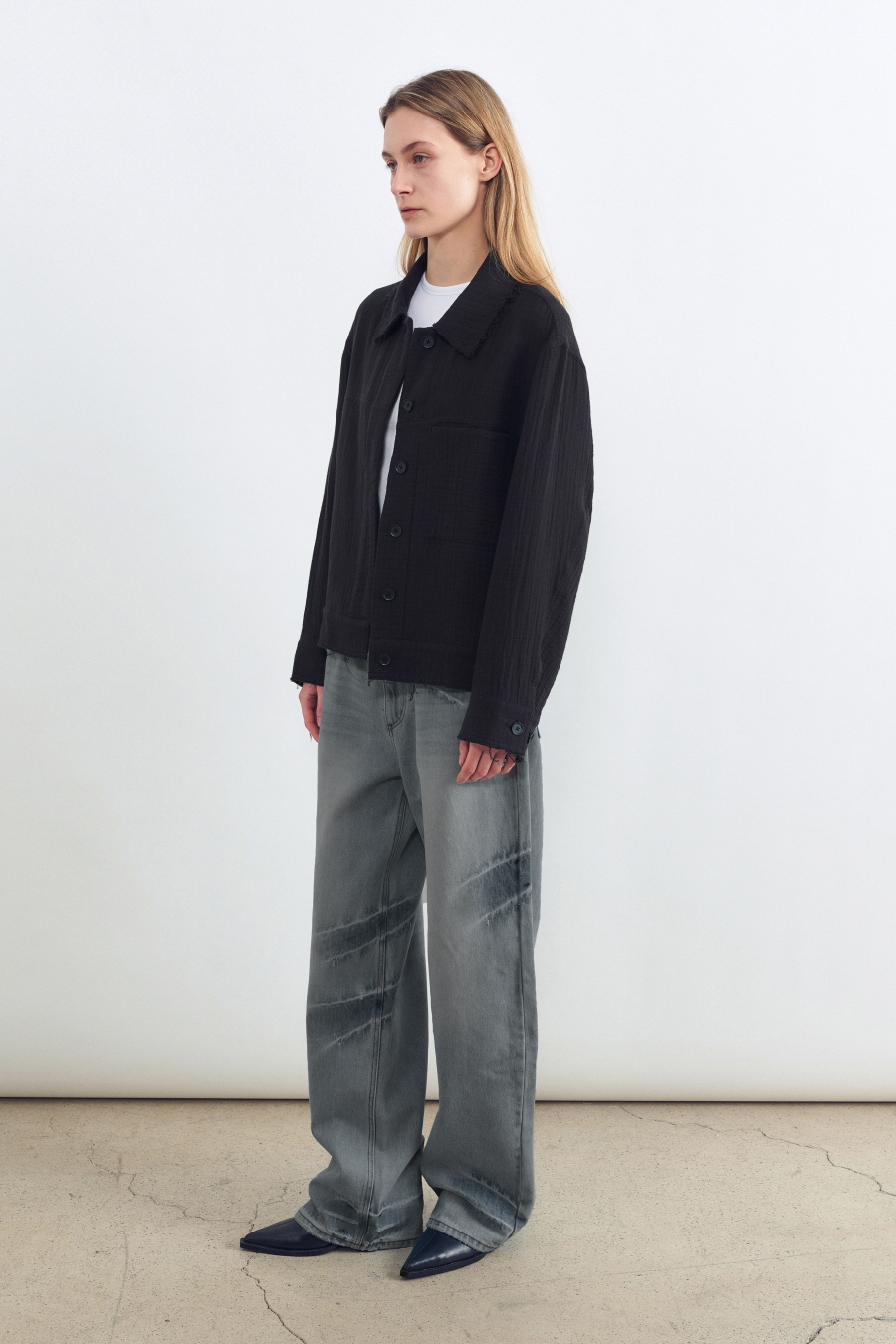 [INSILENCE] DOUBLE GAUZE CUT OFF JUMPER /追跡付 MUSINSA公式 | INSILENCE WOMEN Double Gauze Cut-Off Jumper BLACK