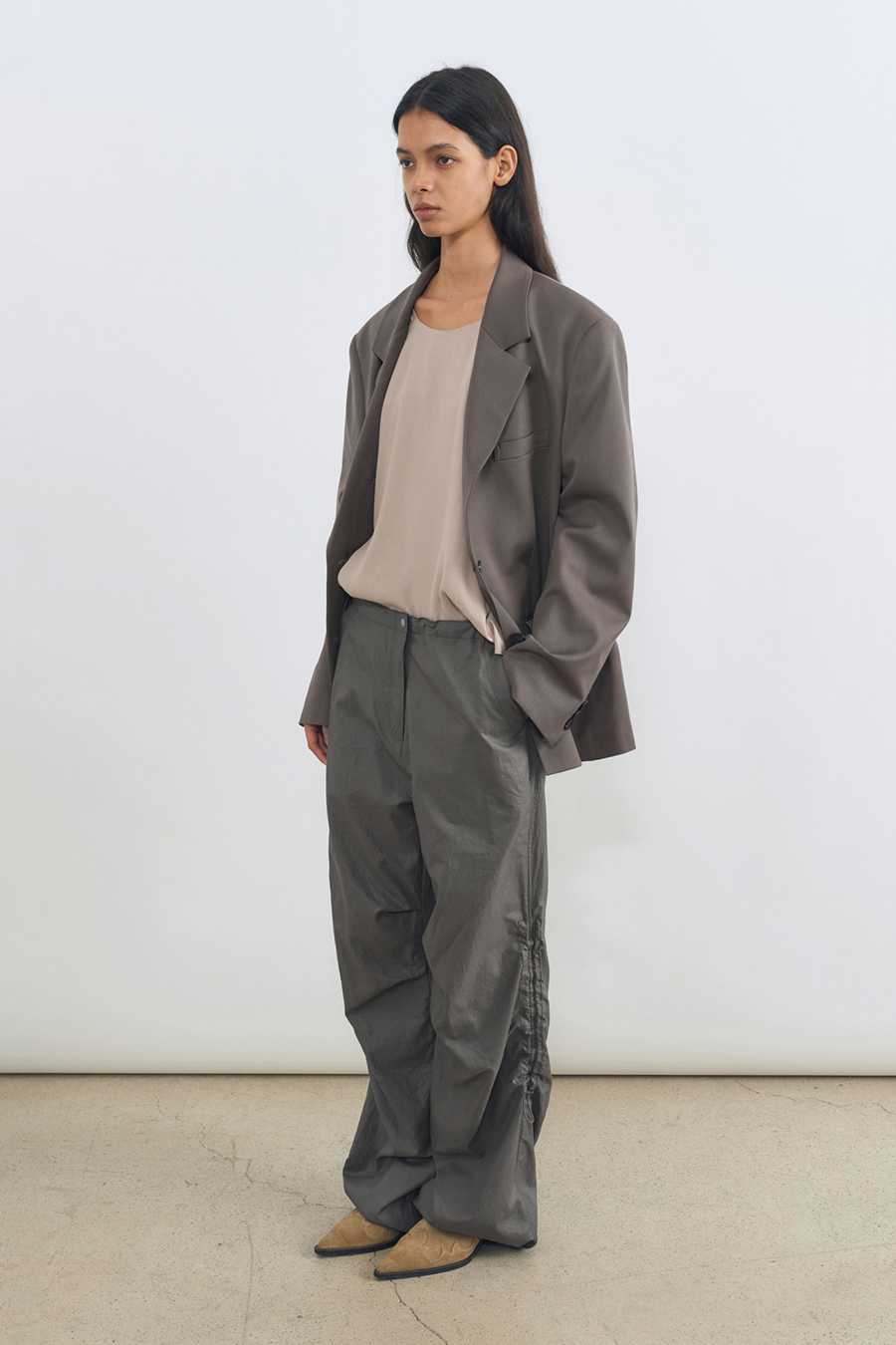 INSILENSE woman サイドポケットスラックス INSILENSE woman サイドポケットスラックス